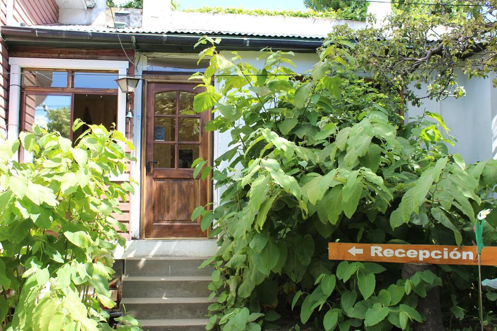 Hostal Y Cabanas Ainil 푼타아레나스 외부 사진