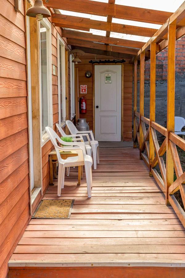 Hostal Y Cabanas Ainil 푼타아레나스 외부 사진