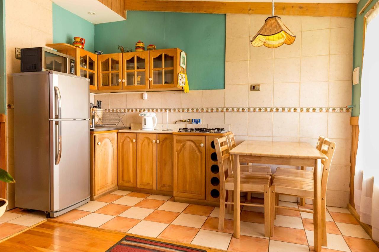 Hostal Y Cabanas Ainil 푼타아레나스 외부 사진