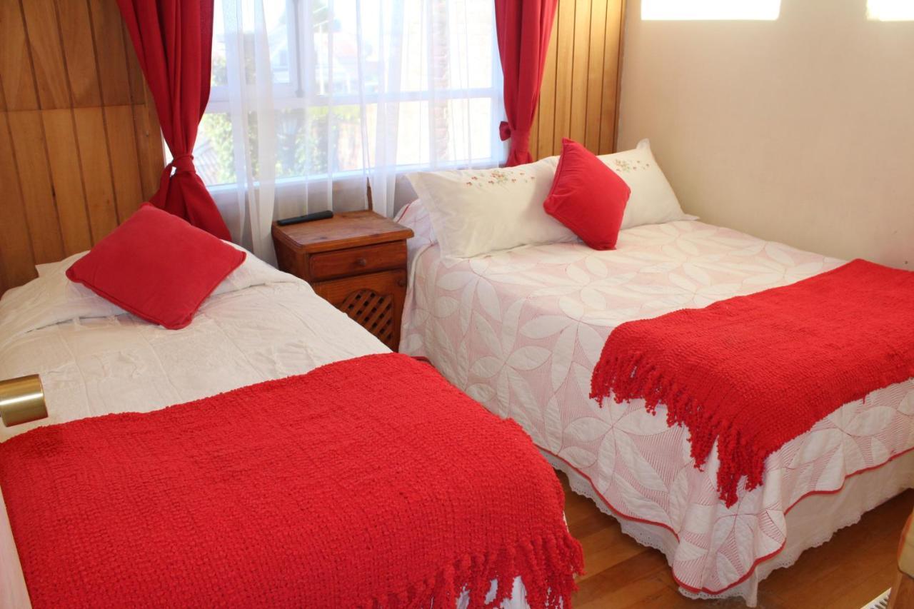 Hostal Y Cabanas Ainil 푼타아레나스 외부 사진