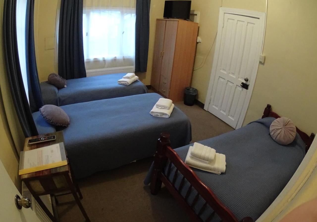 Hostal Y Cabanas Ainil 푼타아레나스 외부 사진